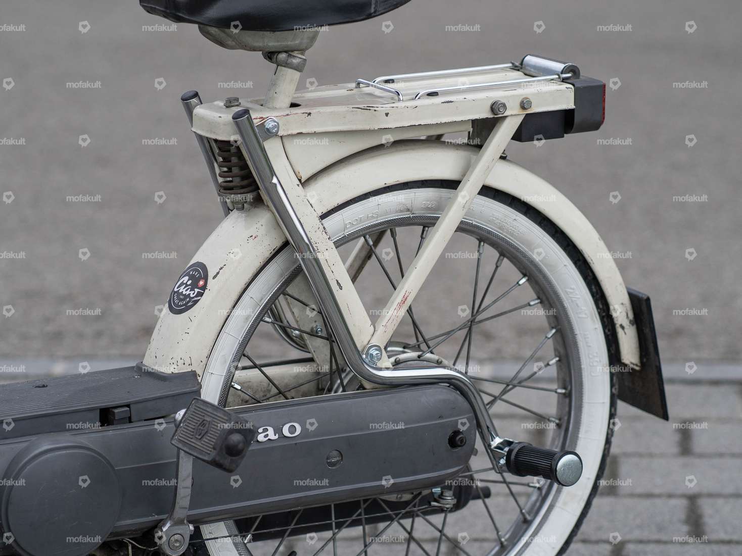 Footrests rider chrome | Piaggio Ciao P Carousel Image 6