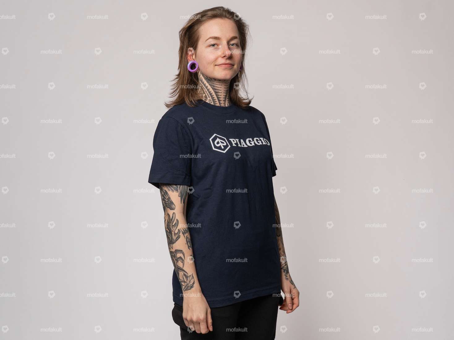 mk-Merch T-Shirt "PIAGGIO" UNISEX blue Carousel Image 2