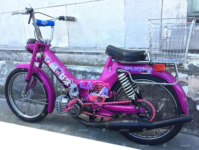 Saddle "PUCH" lettering extra flat beige Carousel Image 5