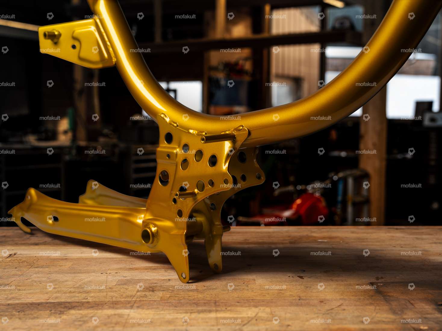 Siggnature moped paint frame & tank RAL Carousel Image 1